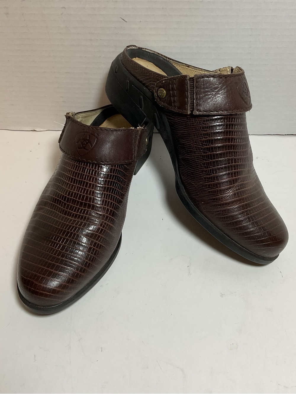 Ariat Brown leather Croc Slingback Slip-On Mules